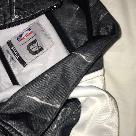 NBA Brooklyn Jacket - Picture 5 of 5